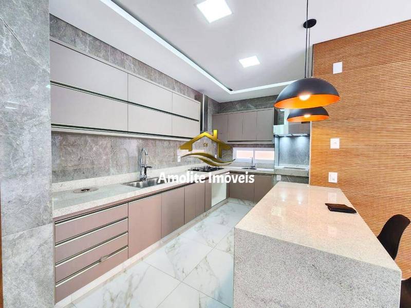 Casa de Condomínio com 4 quartos à venda, 219m² — foto 17 de 58