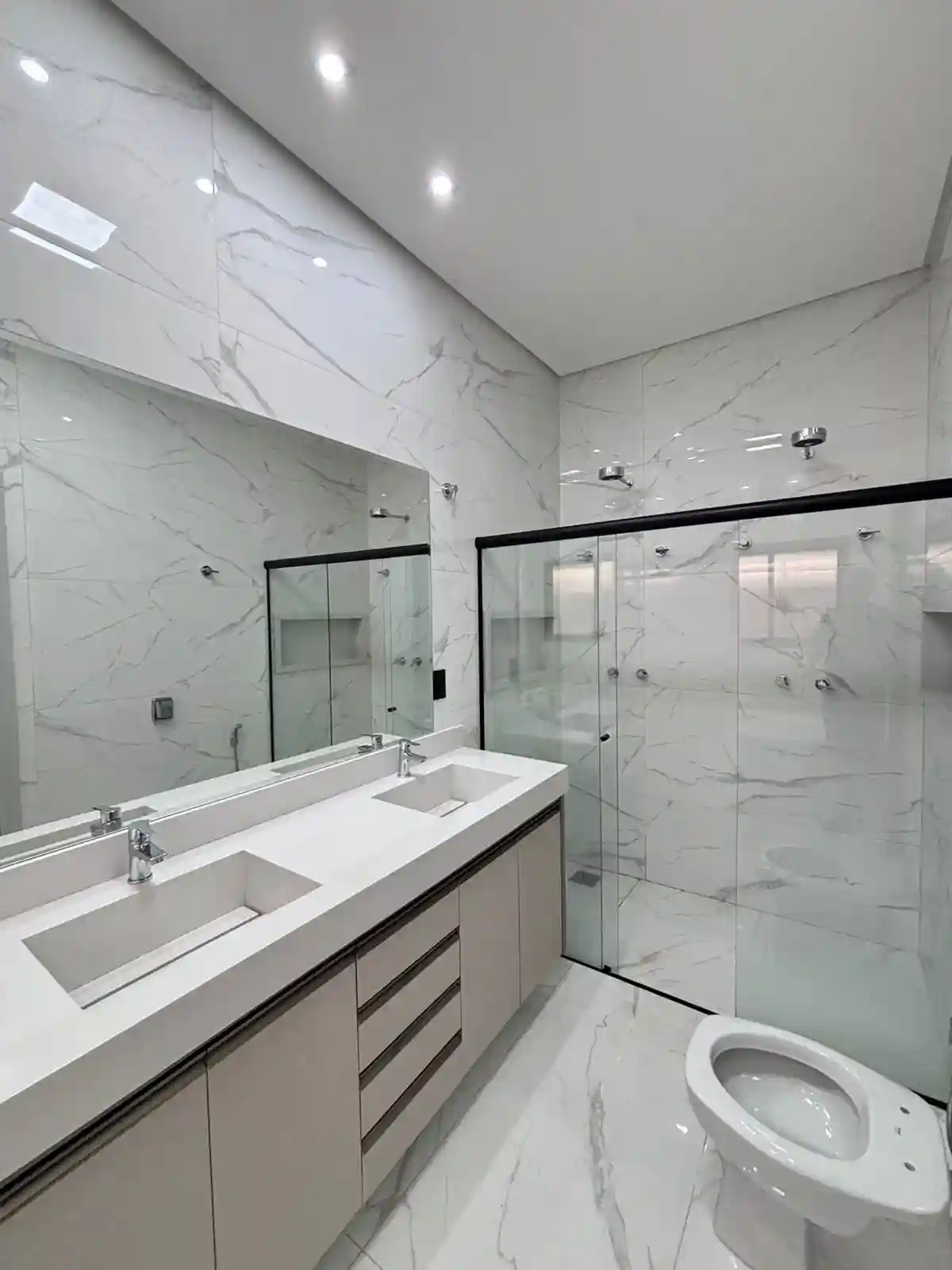 Casa de Condomínio com 3 quartos à venda, 405m² — foto 13 de 33