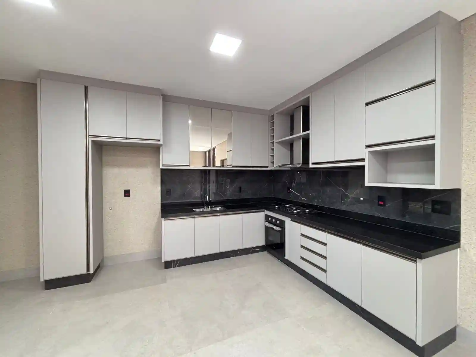 Casa de Condomínio com 3 quartos à venda, 405m² — foto 29 de 33