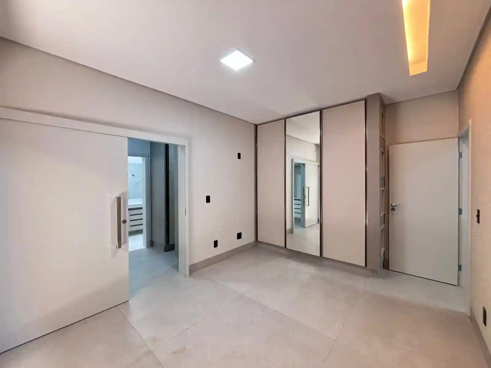 Casa de Condomínio com 3 quartos à venda, 405m² — foto 7 de 33