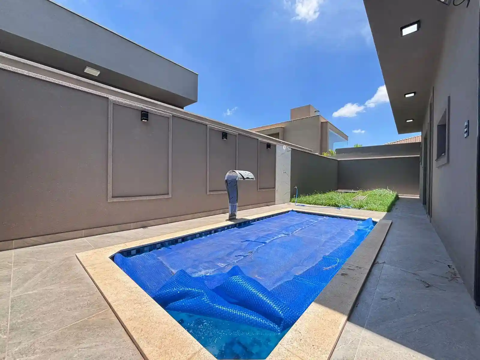 Casa de Condomínio com 3 quartos à venda, 405m² — foto 10 de 33