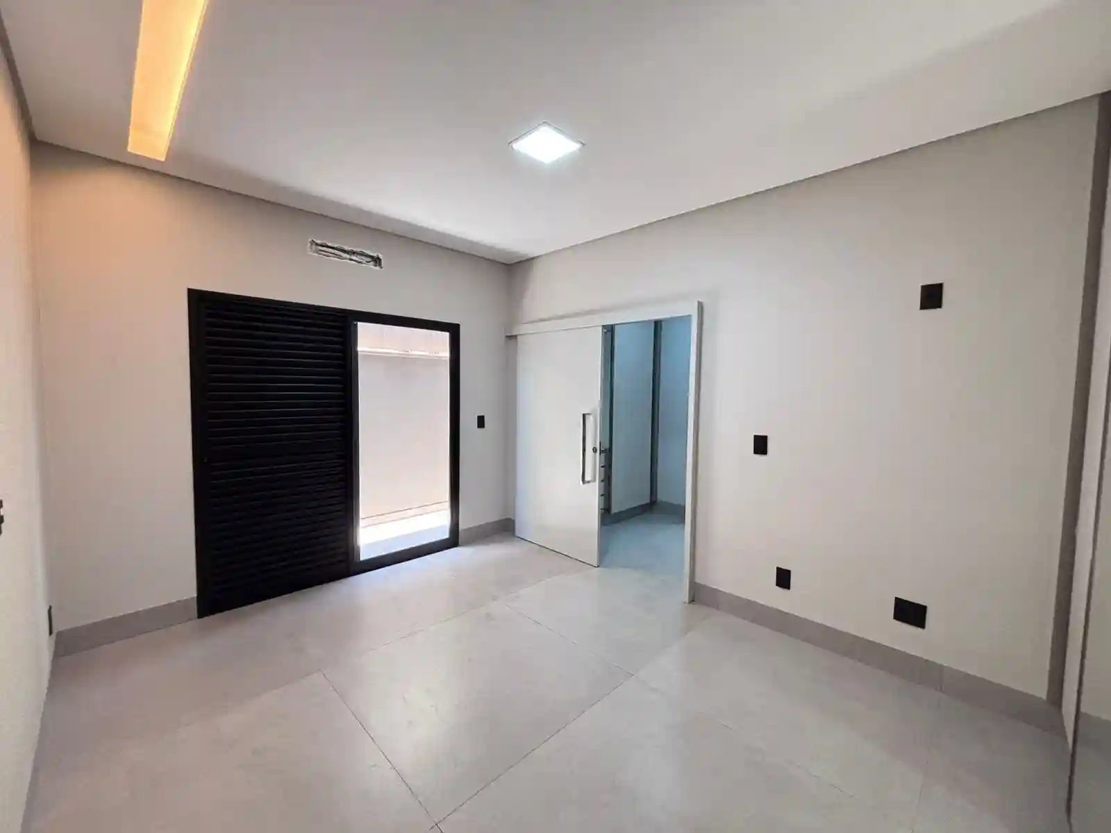 Casa de Condomínio com 3 quartos à venda, 405m² — foto 6 de 33