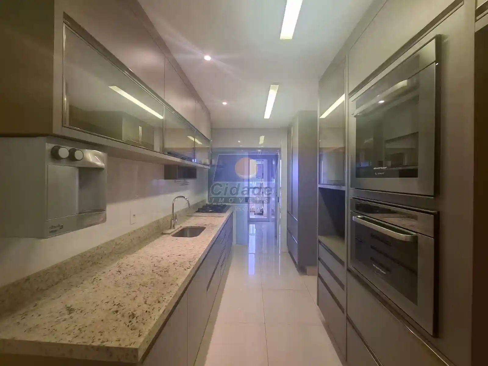 Apartamento com 2 quartos à venda, 137m² — foto 19 de 31