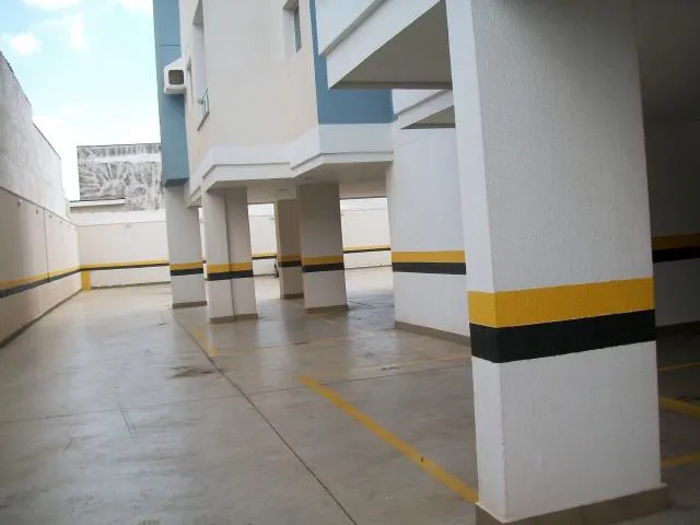 Apartamento à venda — foto 2 de 2