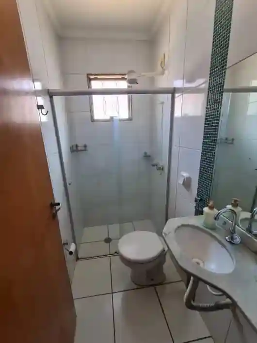 Casa com 3 quartos à venda, 200m² — foto 8 de 18