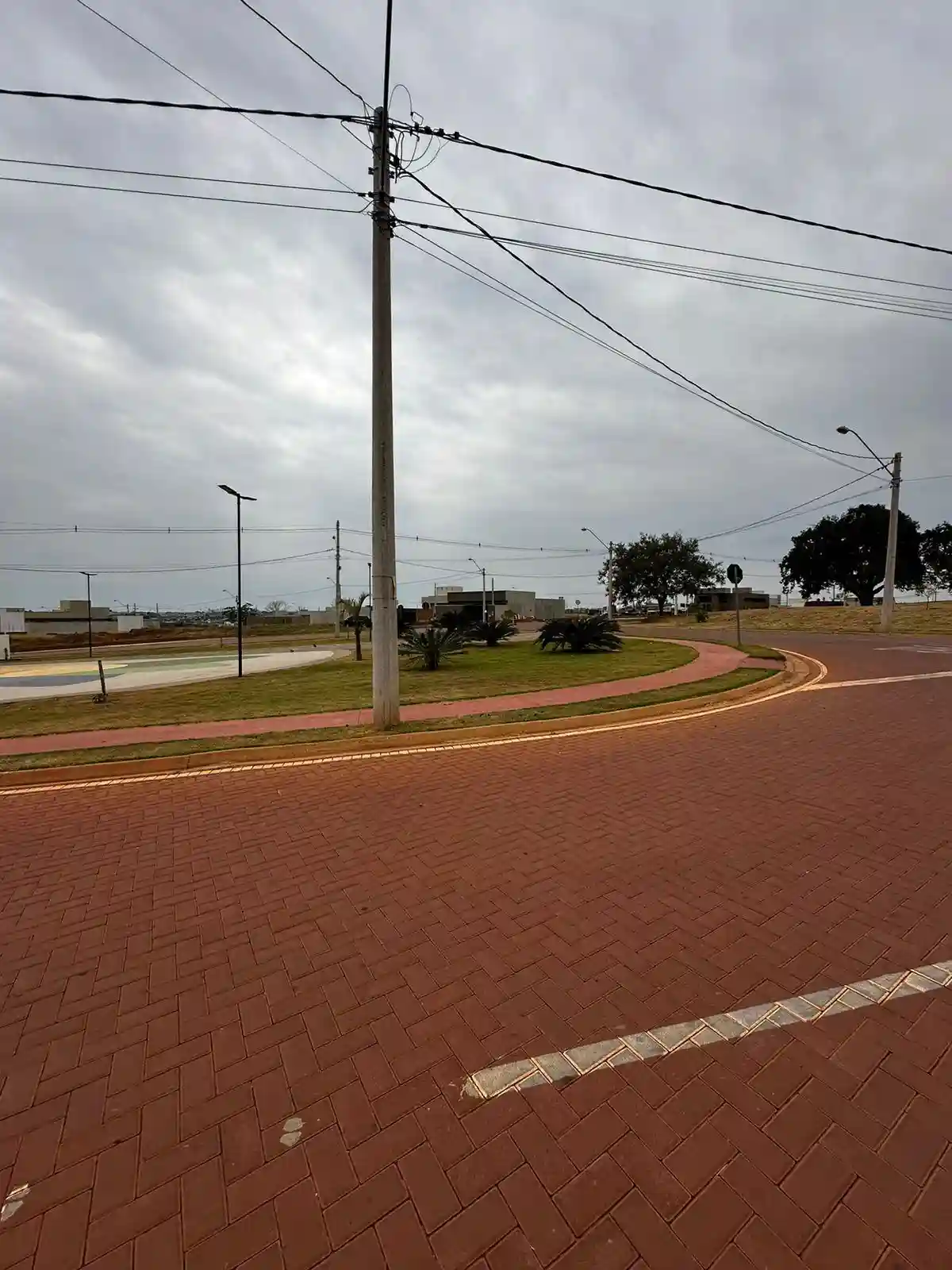Terreno / Lote / Condomínio  à venda, 200m² — foto 9 de 9