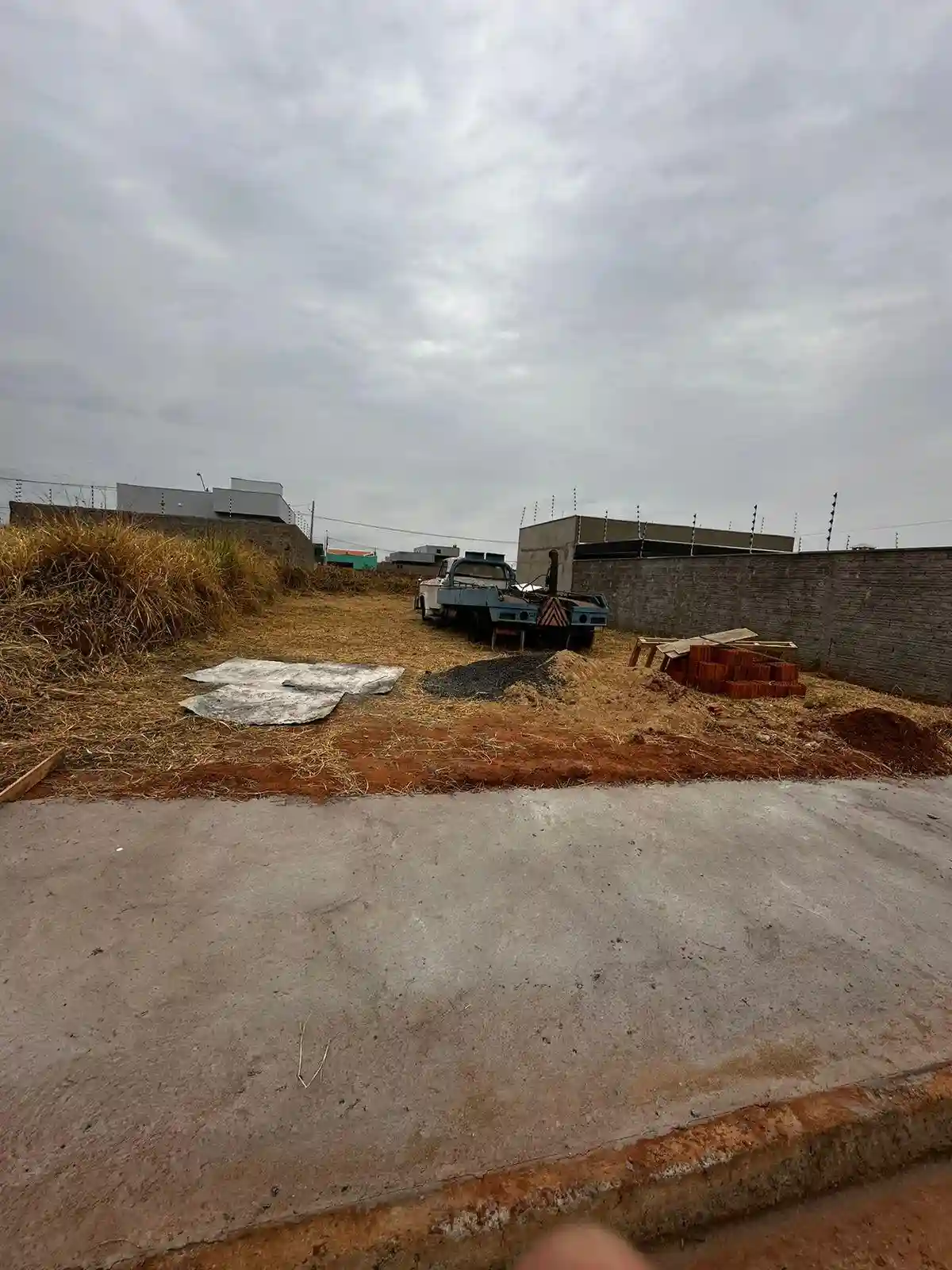 Terreno / Lote / Condomínio  à venda, 200m² — foto 4 de 9