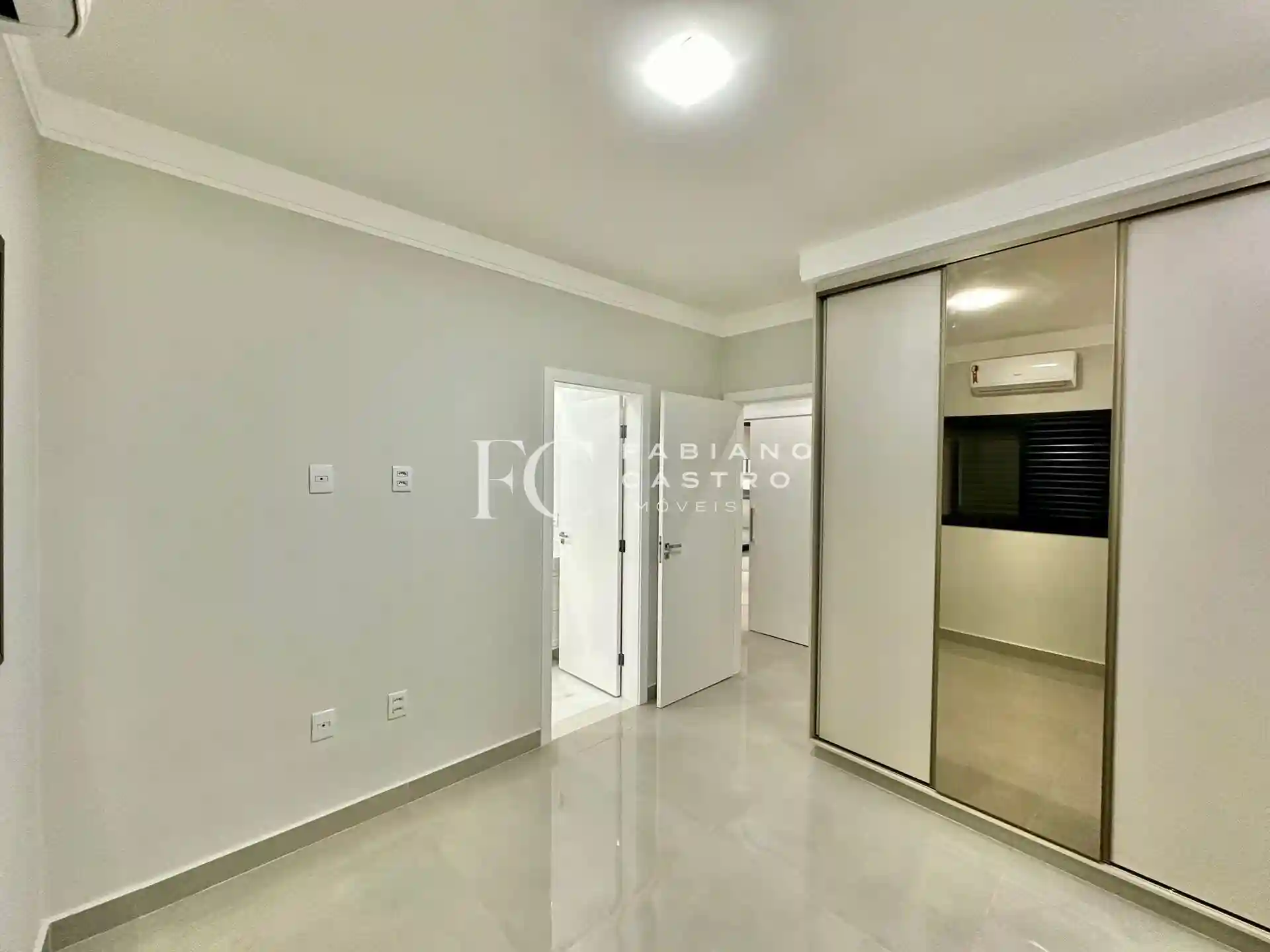 Casa de Condomínio com 3 quartos à venda, 221m² — foto 27 de 31