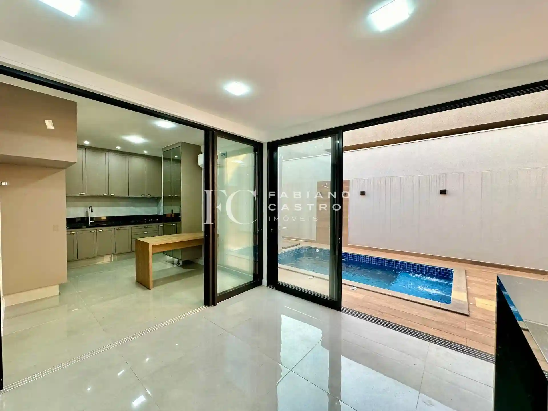 Casa de Condomínio com 3 quartos à venda, 221m² — foto 19 de 31