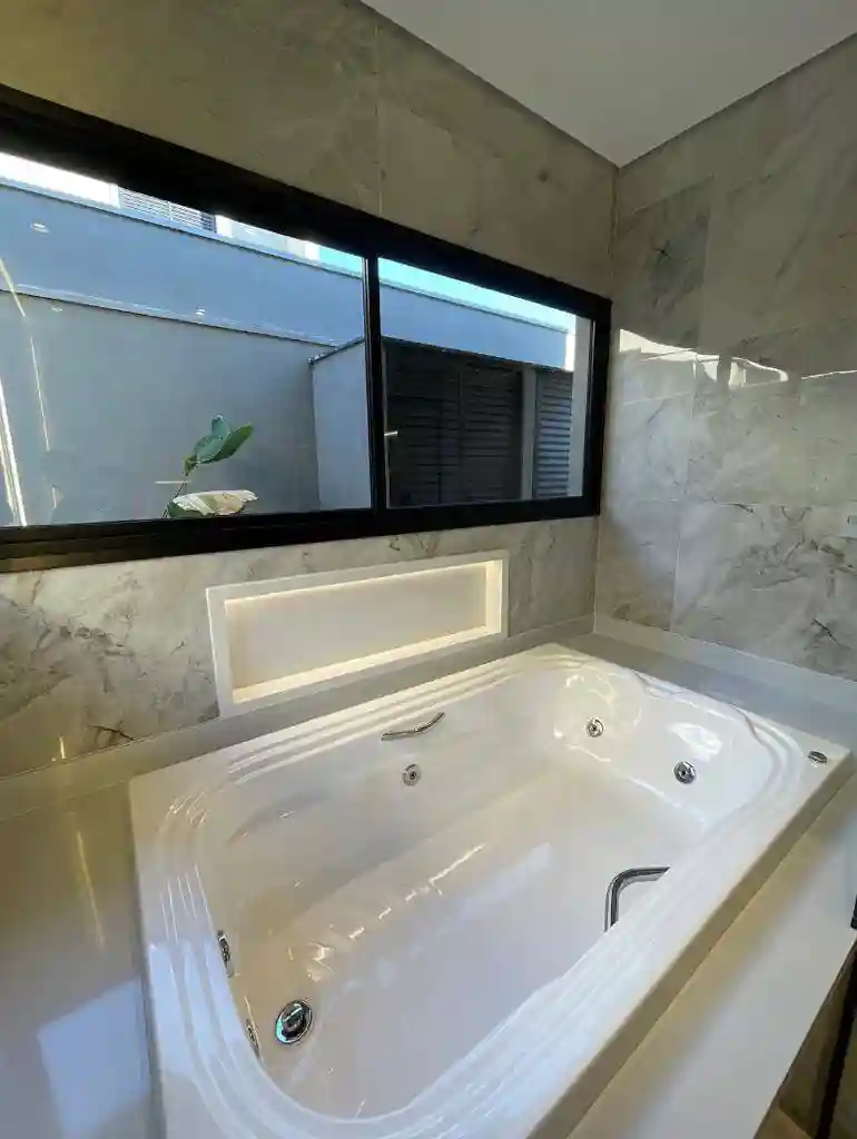 Casa de Condomínio com 4 quartos à venda, 360m² — foto 12 de 18