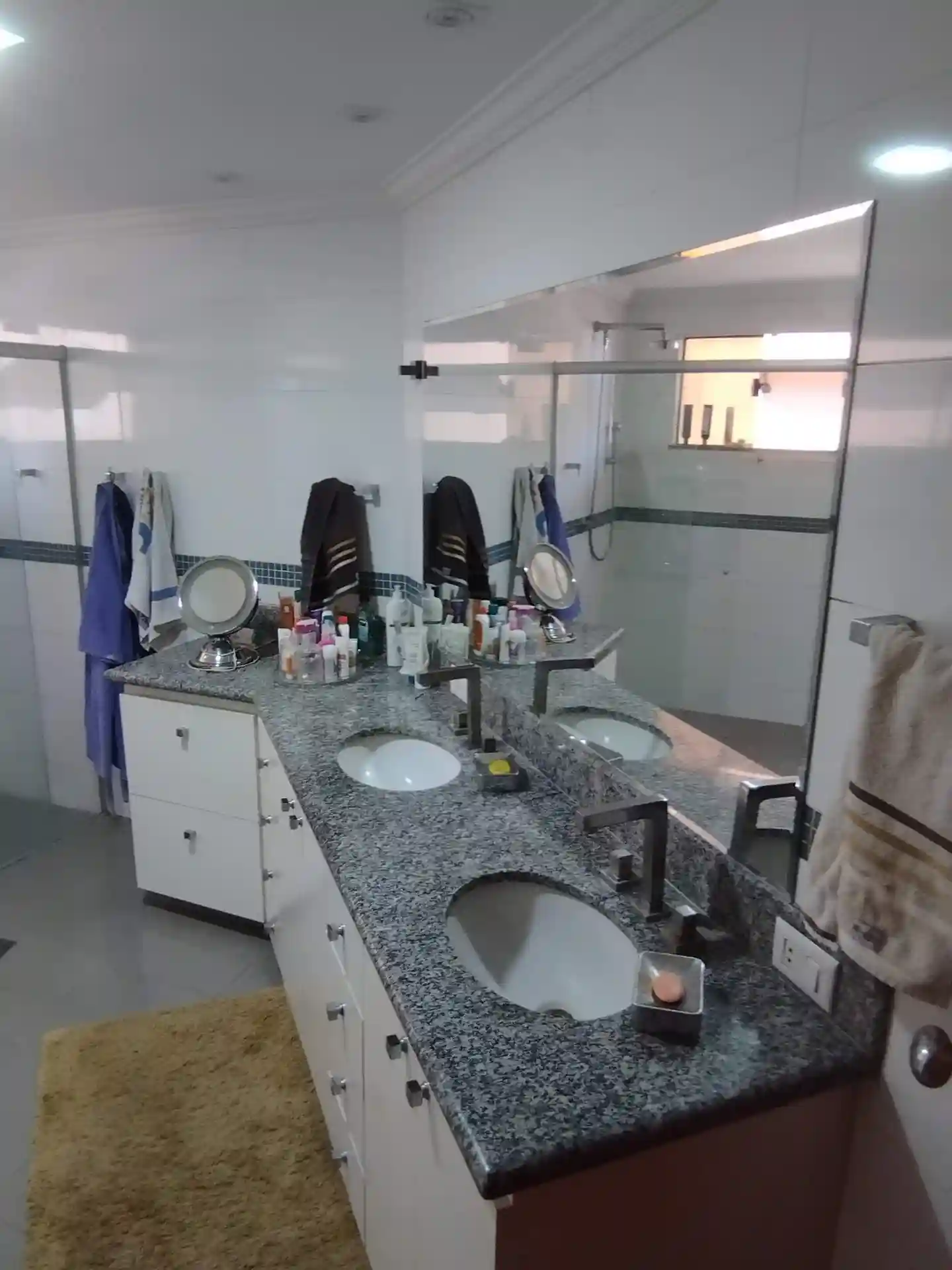 Apartamento com 3 quartos à venda, 225m² — foto 46 de 47