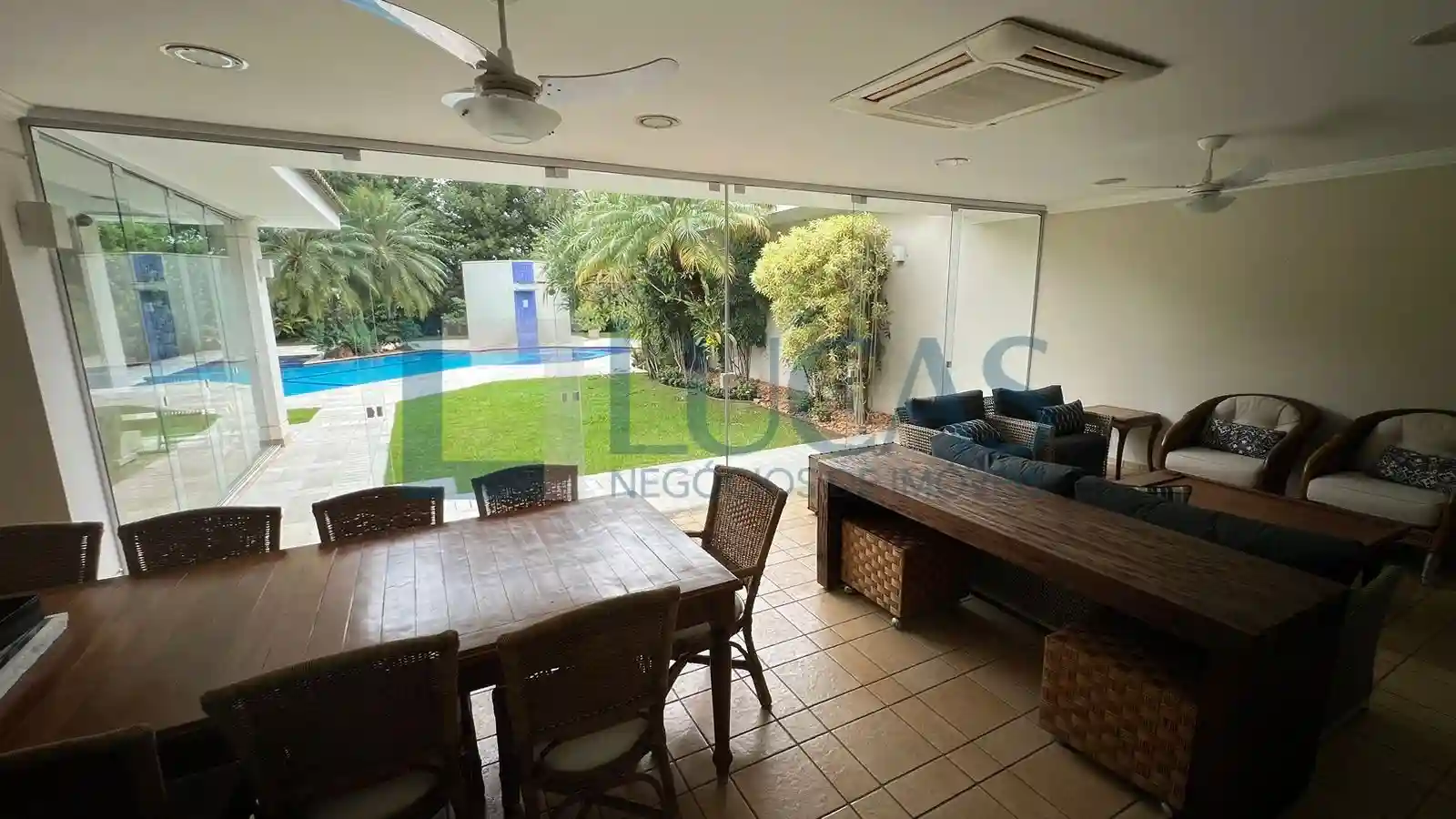 Casa de Condomínio com 4 quartos à venda, 540m² — foto 9 de 13