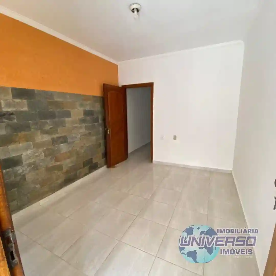 Casa com 3 quartos à venda, 150m² — foto 4 de 13
