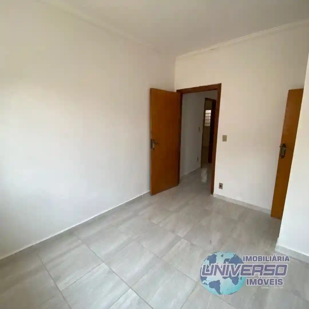 Casa com 3 quartos à venda, 150m² — foto 8 de 13