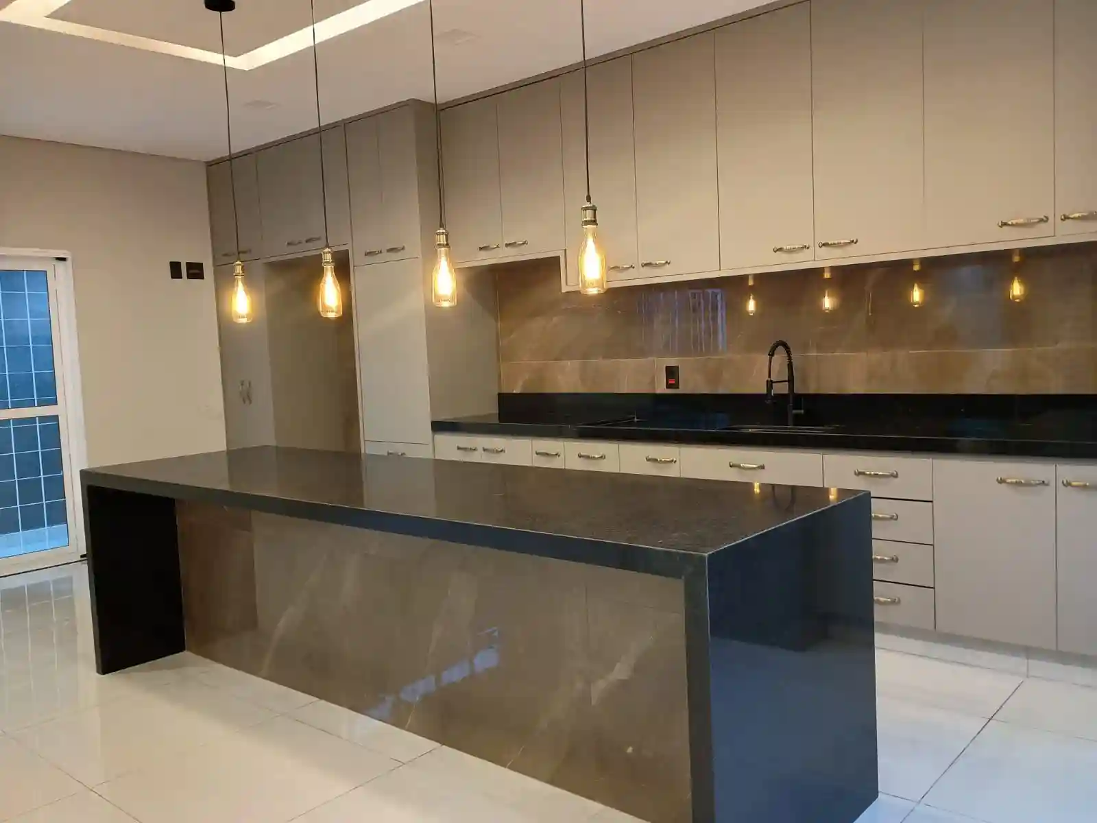 Casa com 3 quartos à venda, 180m² — foto 11 de 19