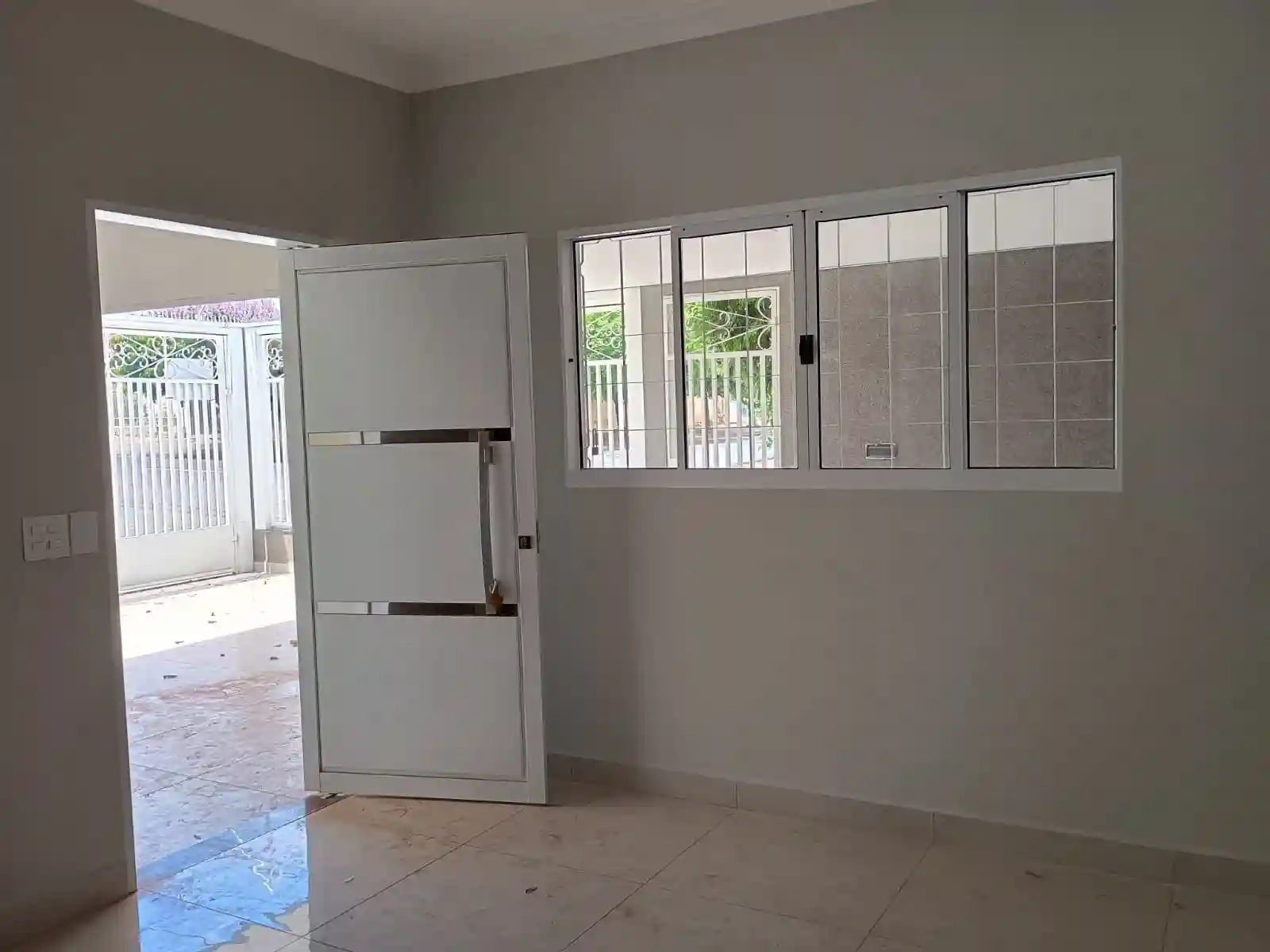 Casa com 3 quartos à venda, 180m² — foto 5 de 19