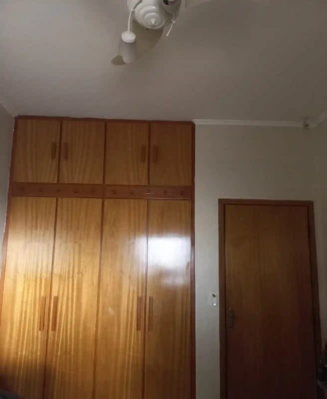 Casa com 3 quartos para aluguel, 360m² — foto 3 de 19