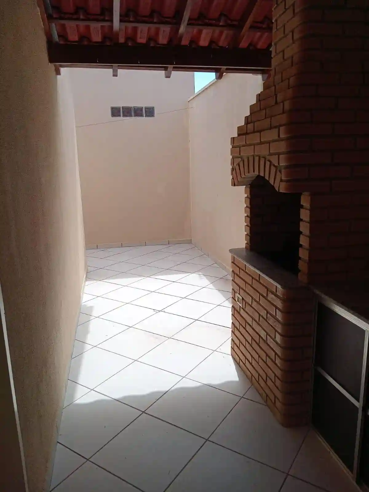 Casa com 3 quartos para aluguel, 200m² — foto 18 de 20