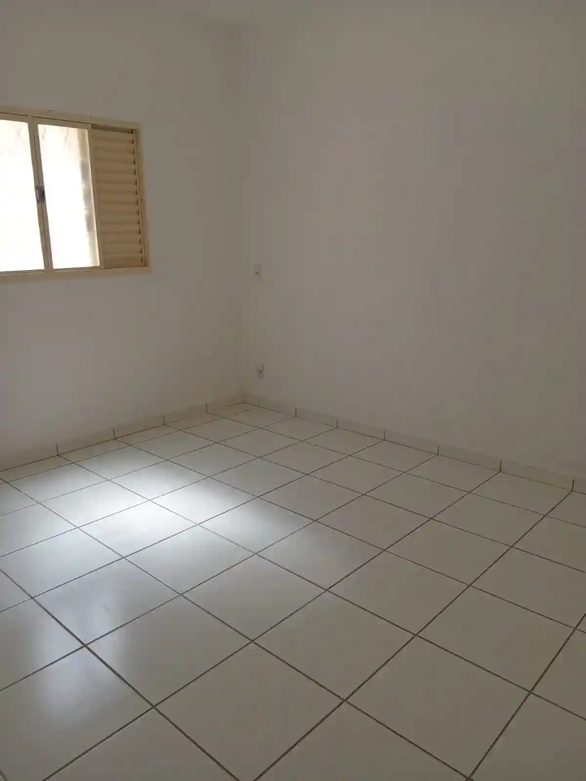 Casa com 3 quartos para aluguel, 200m² — foto 13 de 20