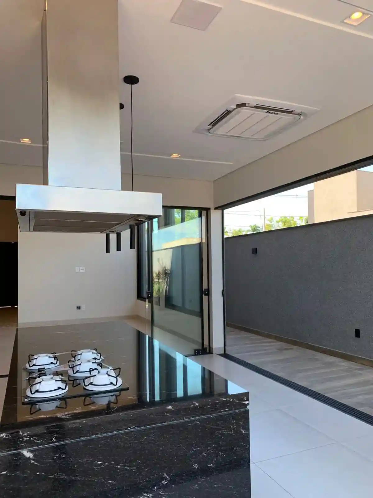 Casa de Condomínio com 3 quartos à venda, 210m² — foto 27 de 32