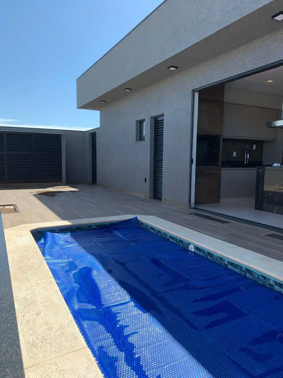 Casa de Condomínio com 3 quartos à venda, 210m² — foto 5 de 32