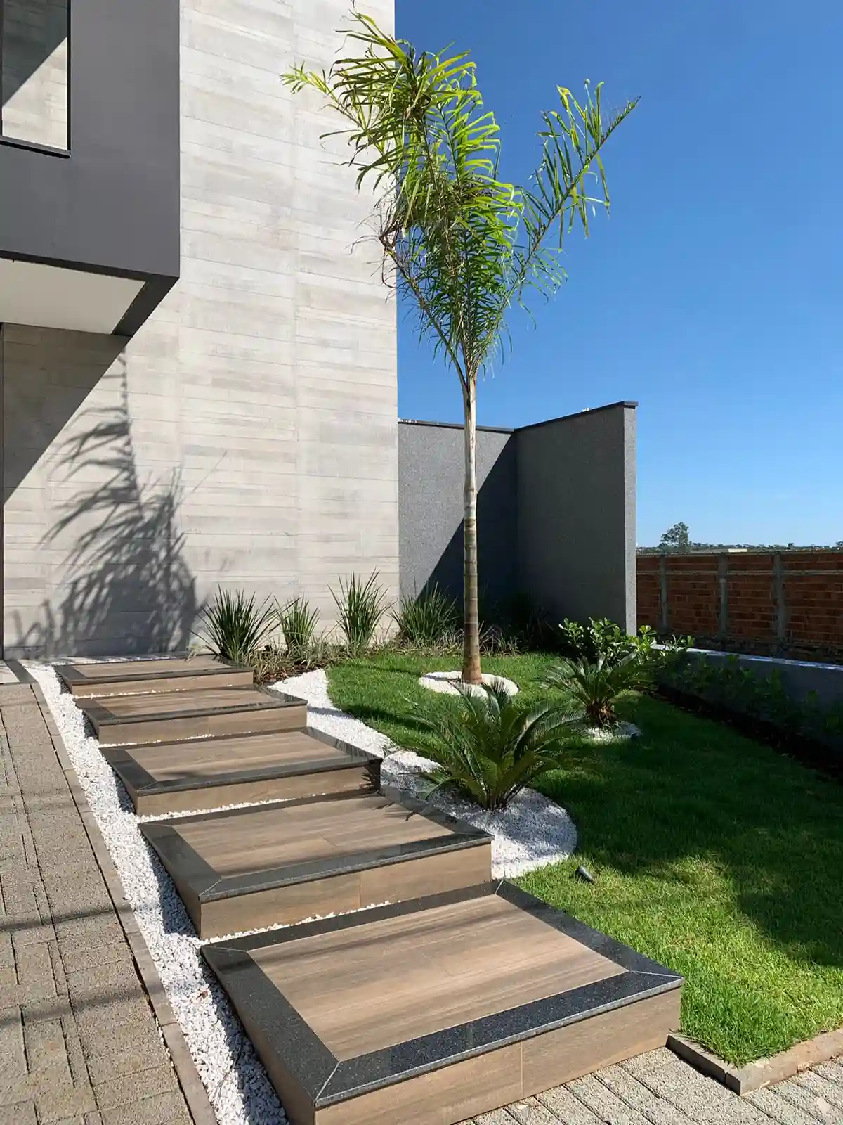 Casa de Condomínio com 3 quartos à venda, 210m² — foto 4 de 32