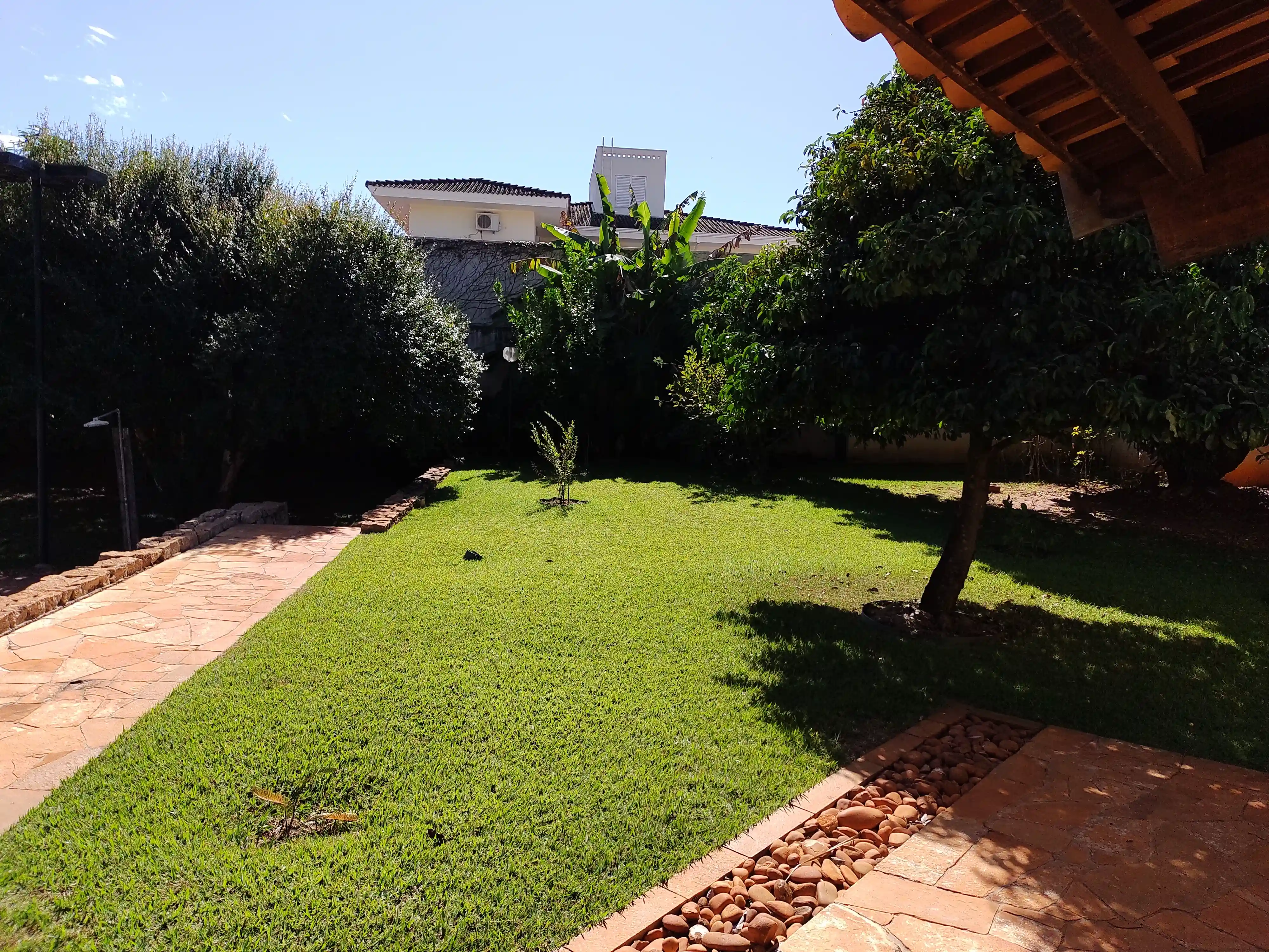 Casa de Condomínio com 6 quartos à venda, 2900m² — foto 2 de 10