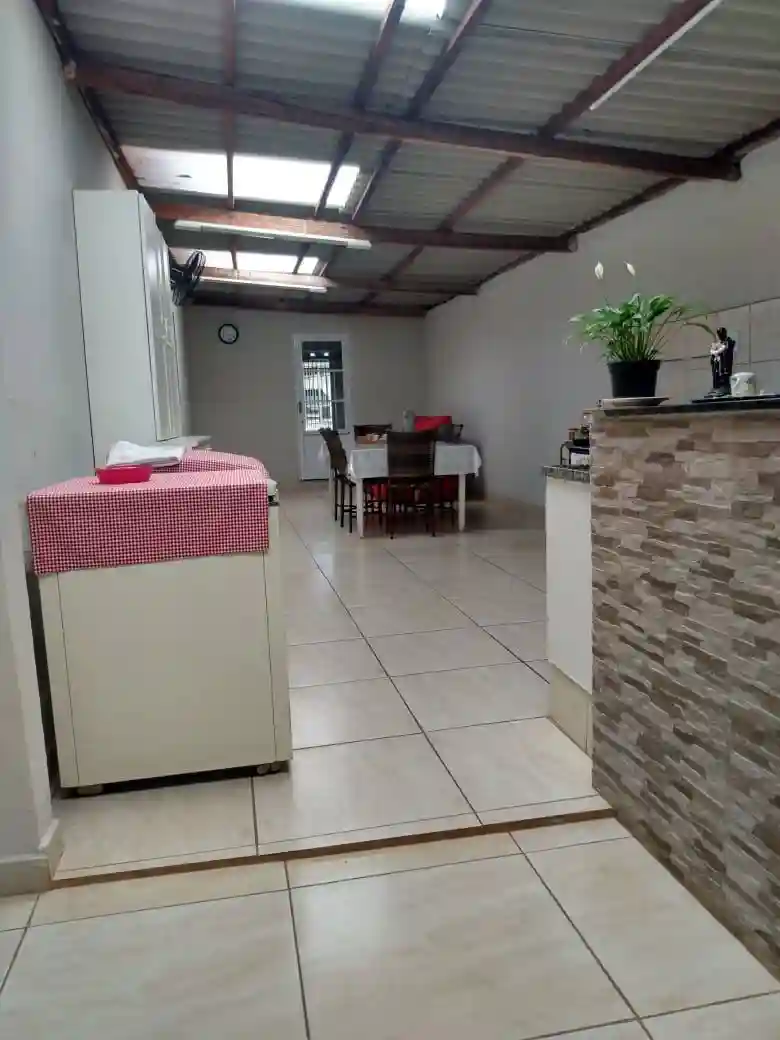 Casa de Vila com 5 quartos à venda, 360m² — foto 5 de 14