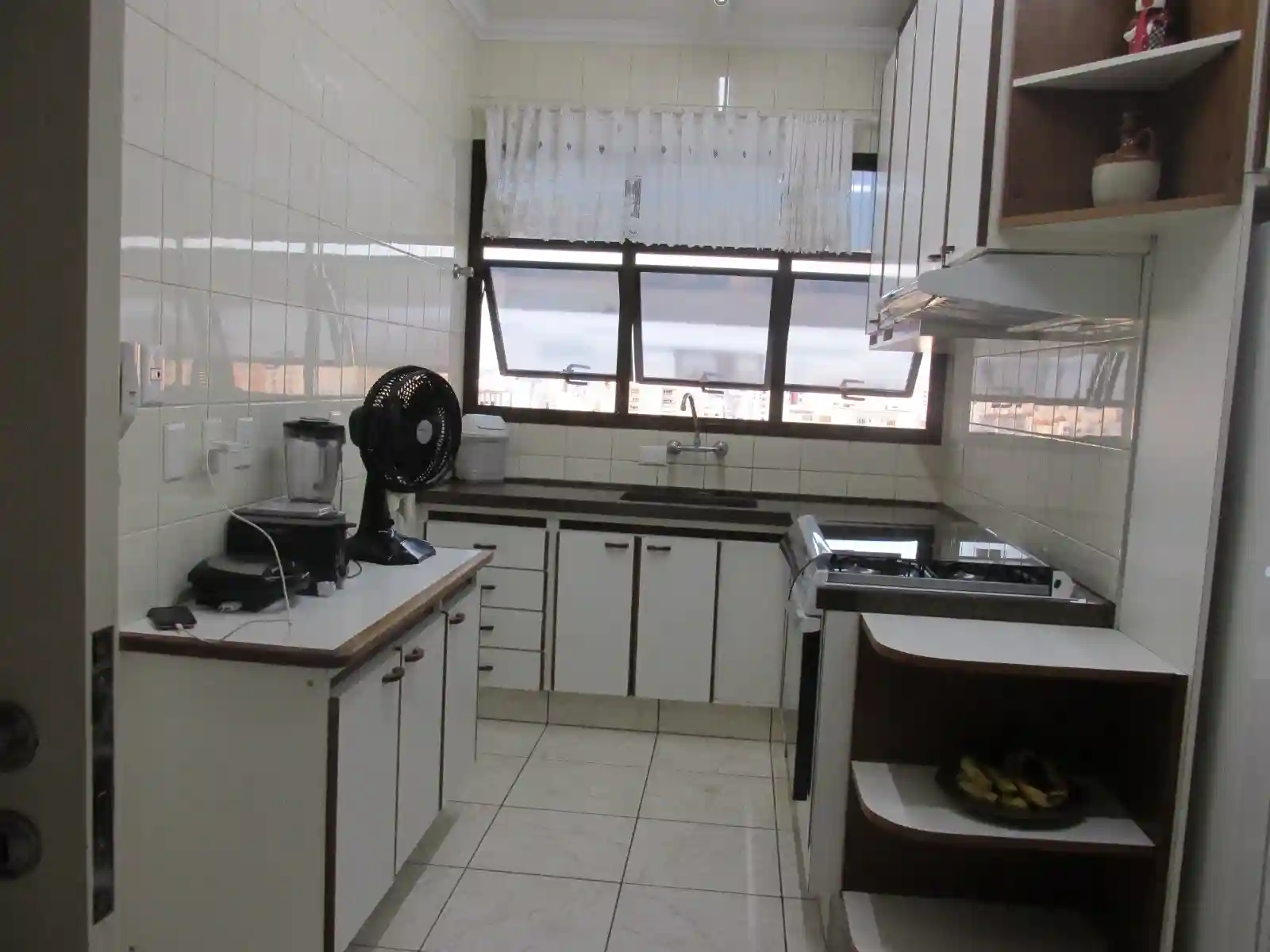 Cobertura com 3 quartos à venda, 240m² — foto 17 de 36