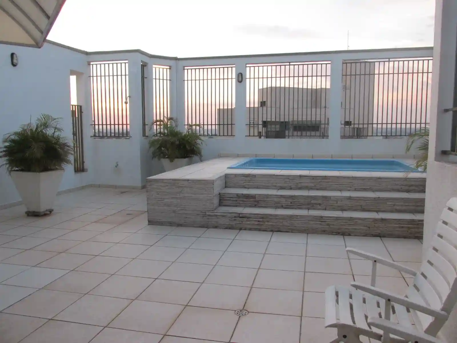 Cobertura com 3 quartos à venda, 240m² — foto 25 de 36