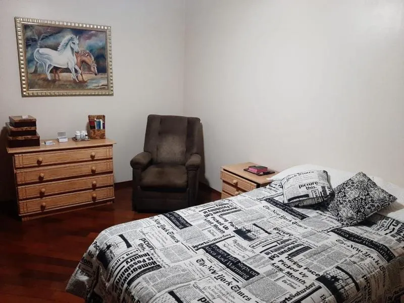 Casa com 3 quartos à venda, 450m² — foto 6 de 14