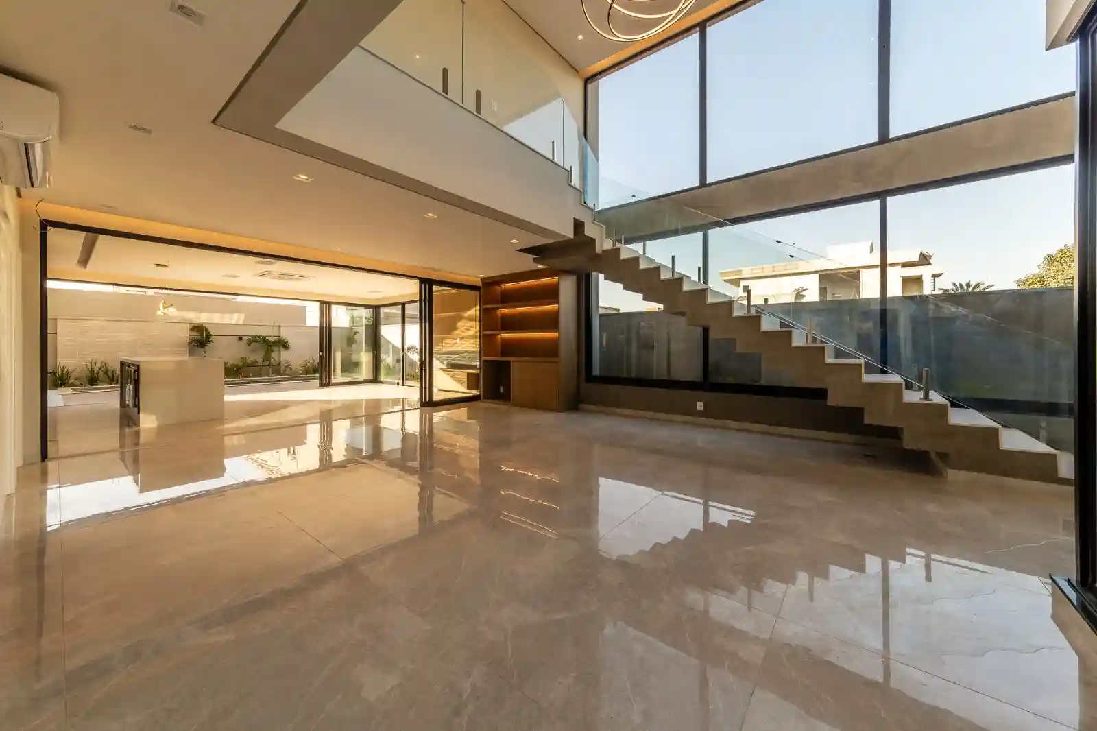 Casa de Condomínio  à venda, 450m² — foto 6 de 10