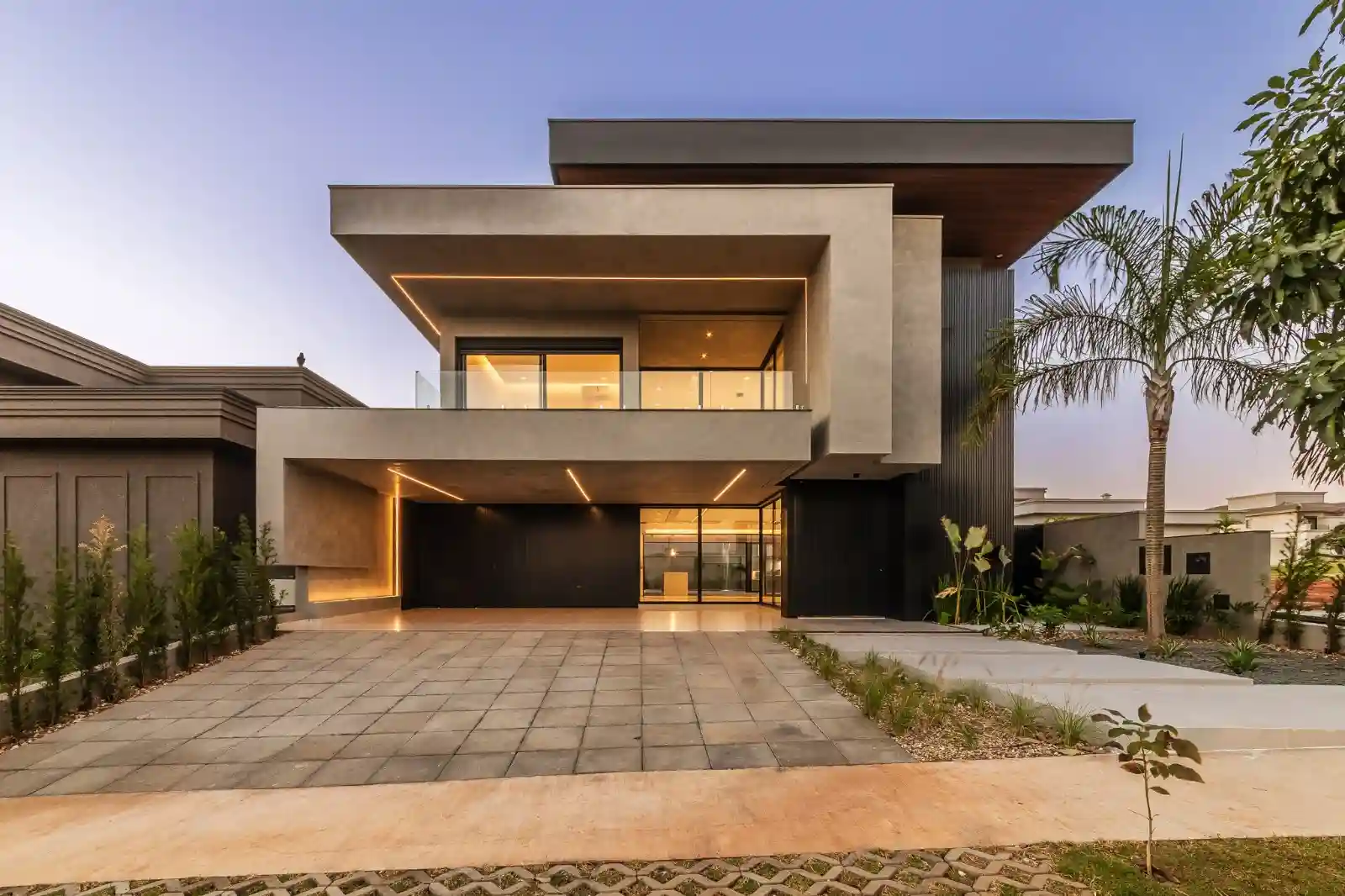 Casa de Condomínio  à venda, 450m² — foto 1 de 10