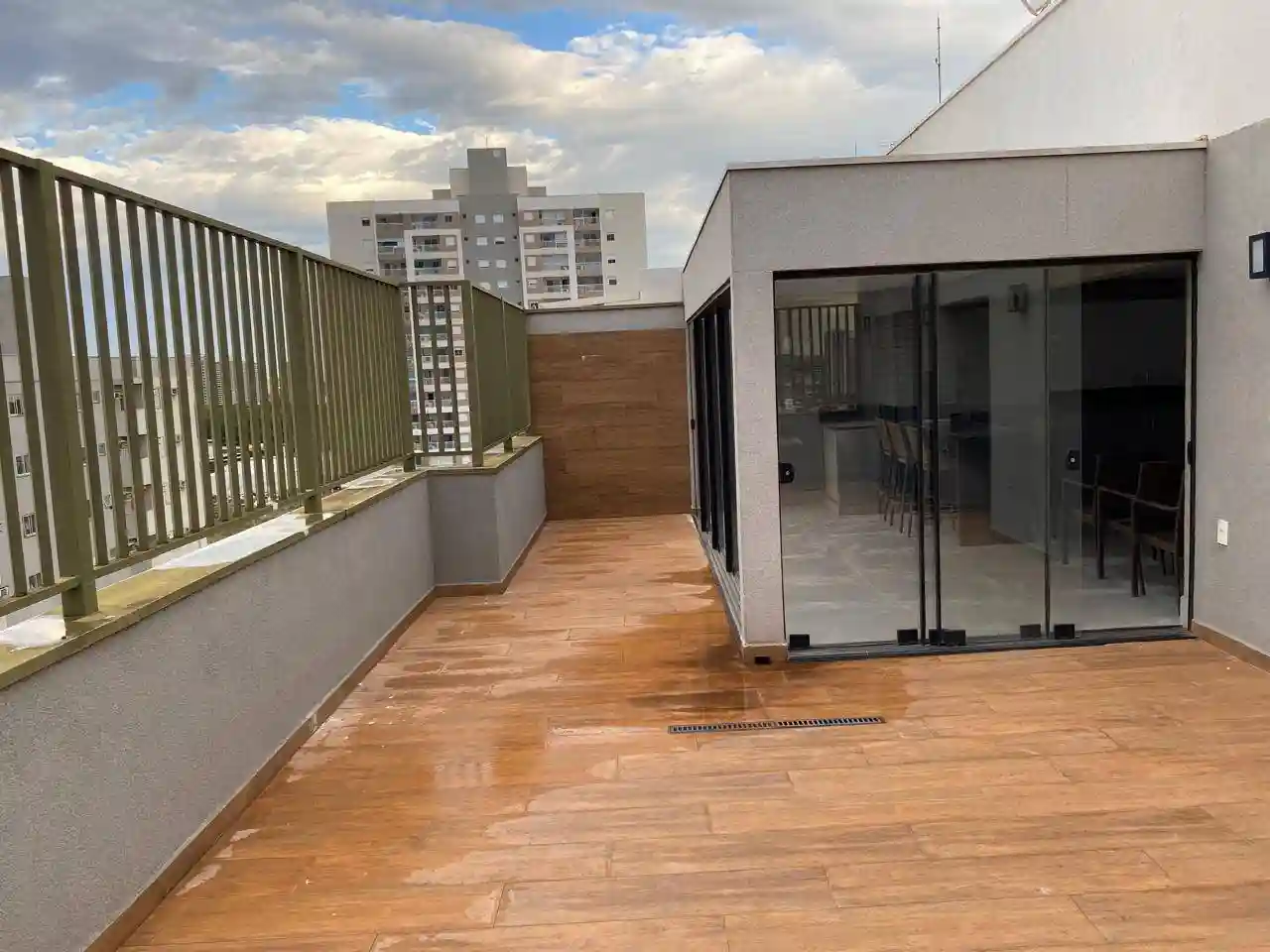 Cobertura com 3 quartos para aluguel, 250m² — foto 45 de 55