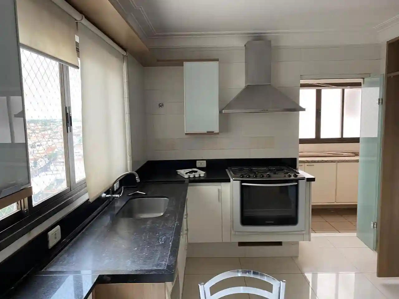 Cobertura com 3 quartos para aluguel, 250m² — foto 11 de 55