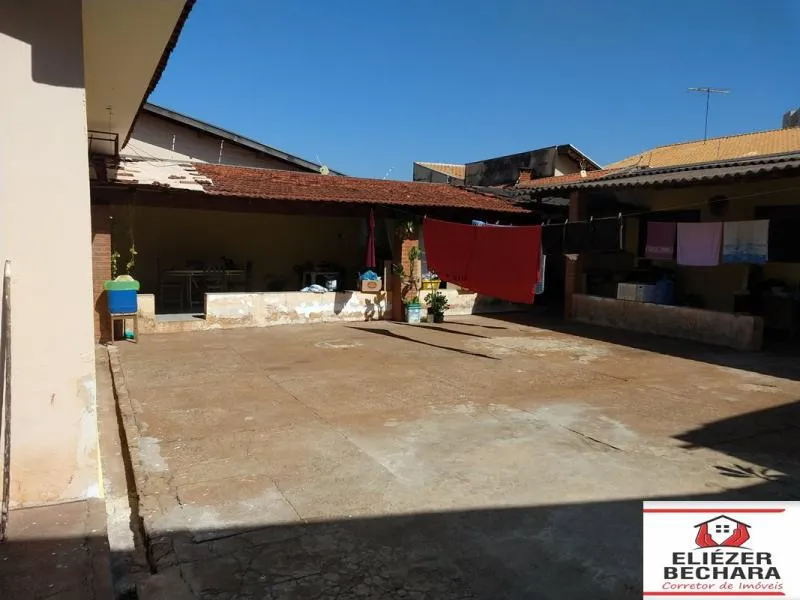 Casa à venda — foto 3 de 6