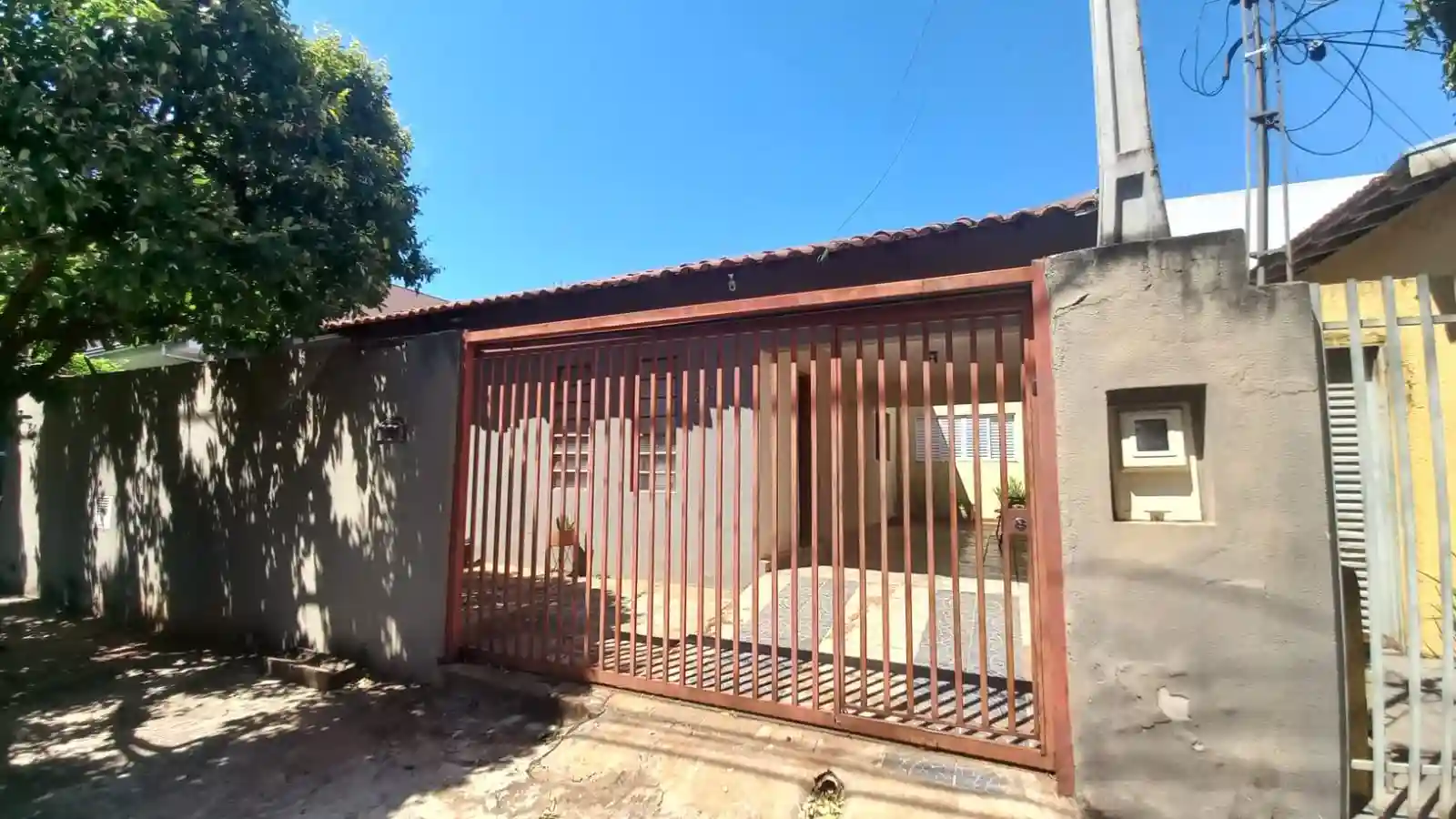 Casa de Vila com 3 quartos à venda, 270m² — foto 1 de 8