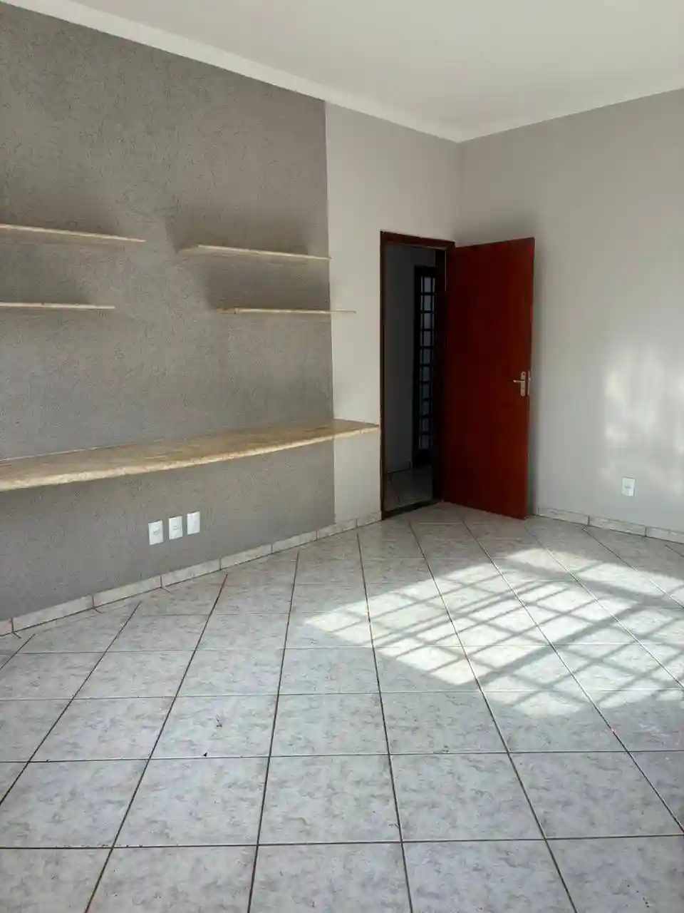 Casa com 2 quartos à venda, 200m² — foto 34 de 37
