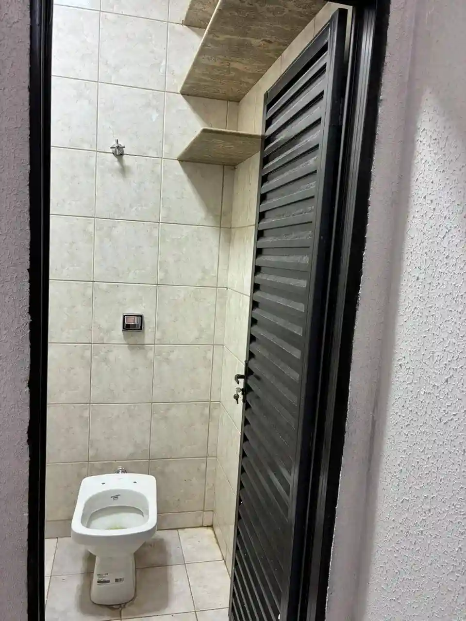 Casa com 2 quartos à venda, 200m² — foto 33 de 37