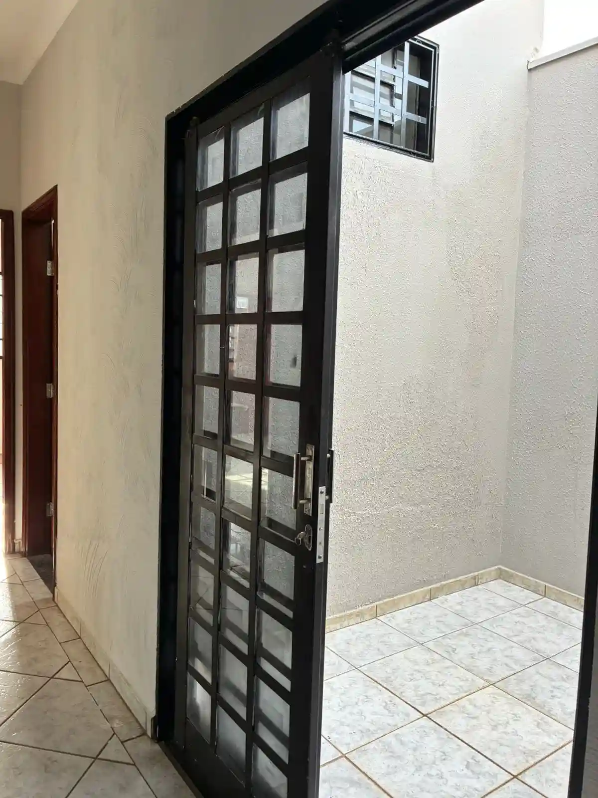 Casa com 2 quartos à venda, 200m² — foto 15 de 37