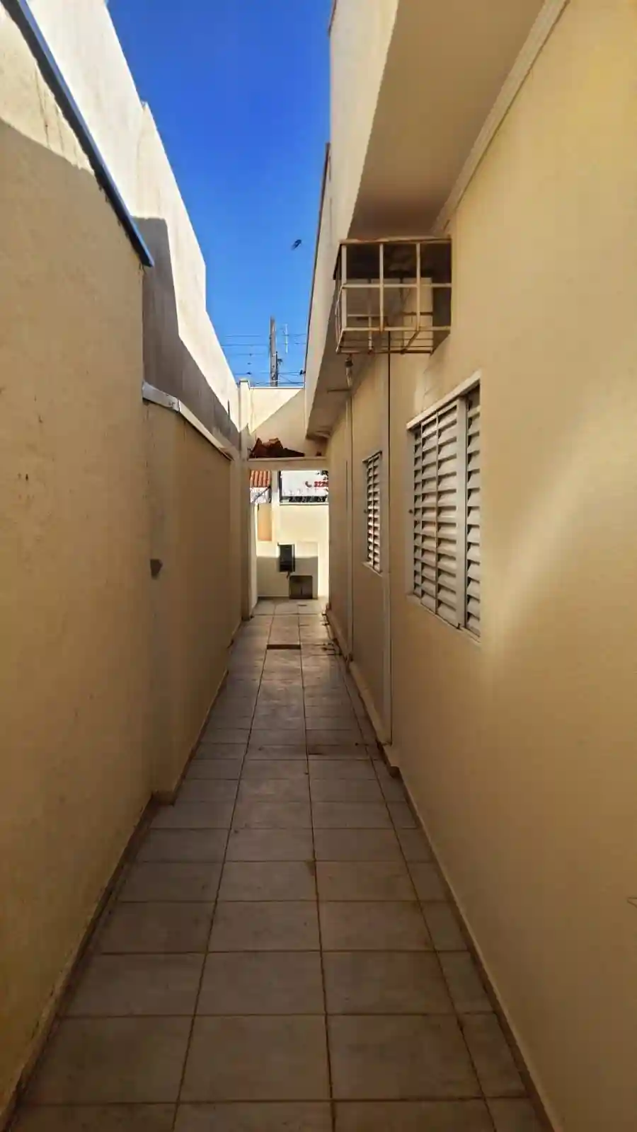 Casa com 3 quartos à venda, 186m² — foto 16 de 17