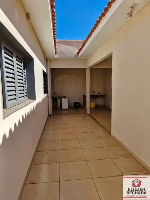 Casa com 3 quartos à venda, 225m² — foto 10 de 23