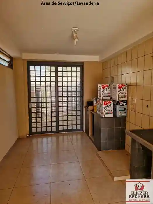 Casa com 3 quartos à venda, 225m² — foto 4 de 23