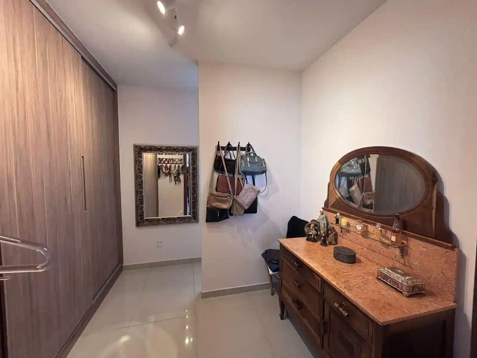 Casa de Condomínio com 3 quartos à venda, 400m² — foto 10 de 37