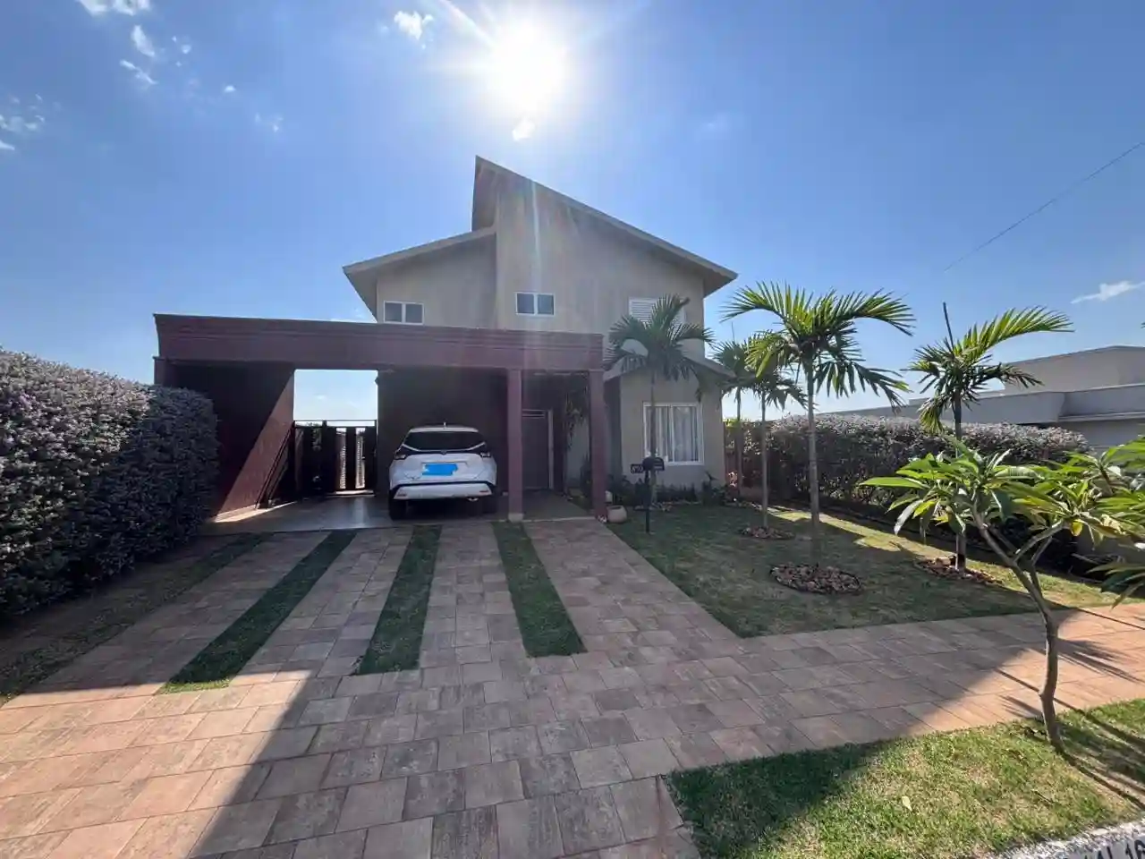Casa de Condomínio com 3 quartos à venda, 400m² — foto 1 de 37
