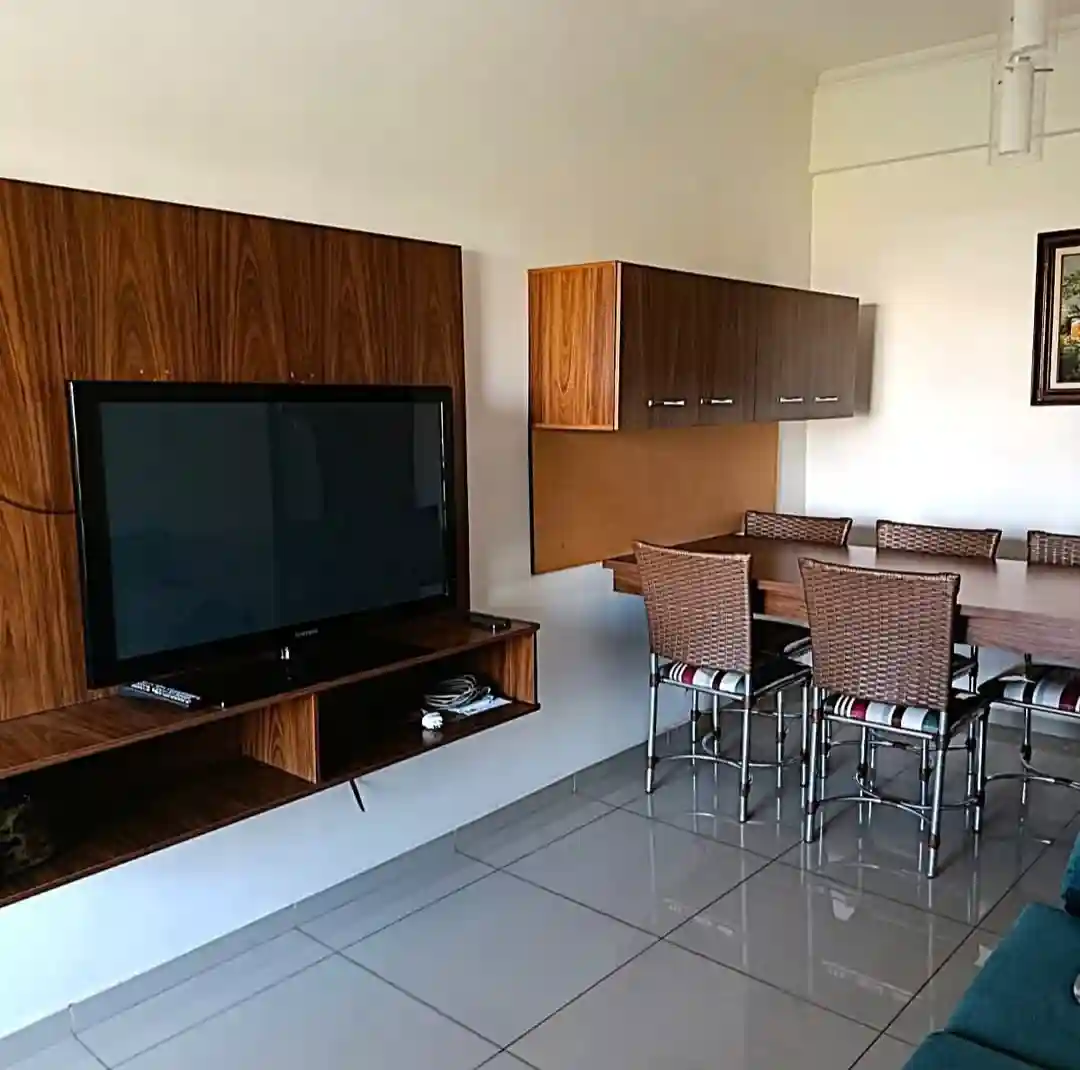 Apartamento com 3 quartos à venda, 90m² — foto 2 de 9