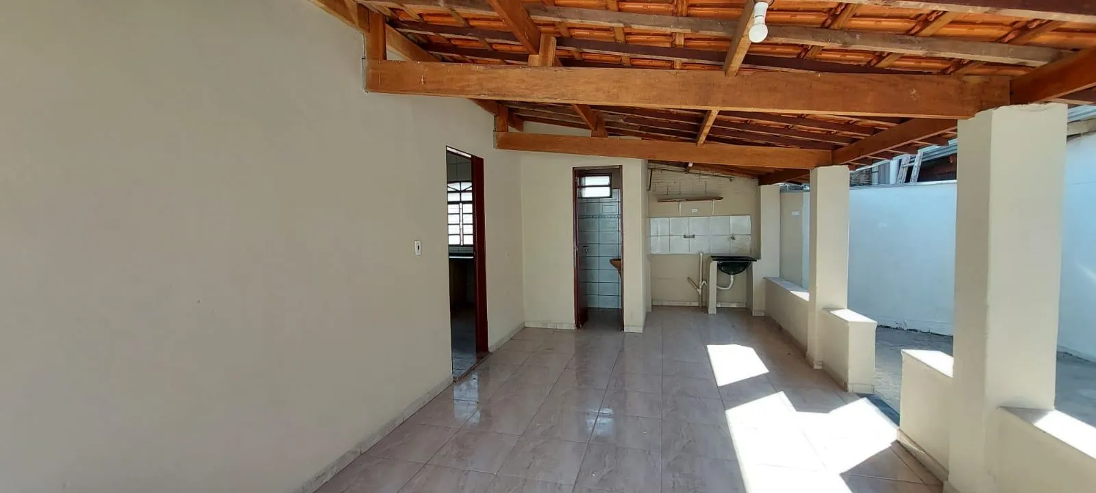 Casa com 3 quartos para aluguel, 100m² — foto 16 de 18