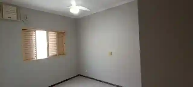 Casa de Condomínio com 3 quartos à venda, 236m² — foto 4 de 19