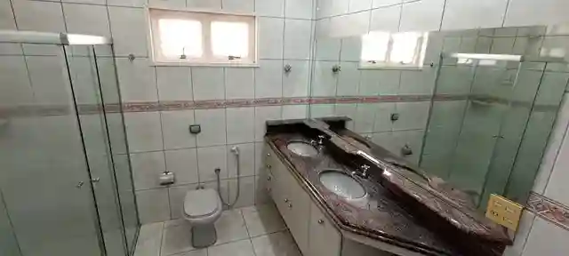 Casa de Condomínio com 3 quartos à venda, 236m² — foto 14 de 19