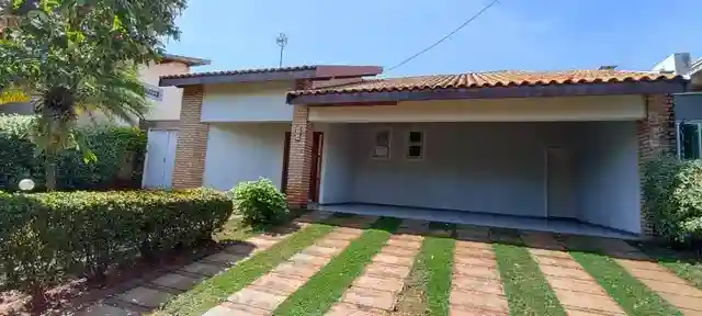 Casa de Condomínio com 3 quartos à venda, 236m² — foto 1 de 19